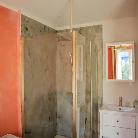 La Myrtillette 아파트 Bagnères-de-Luchon